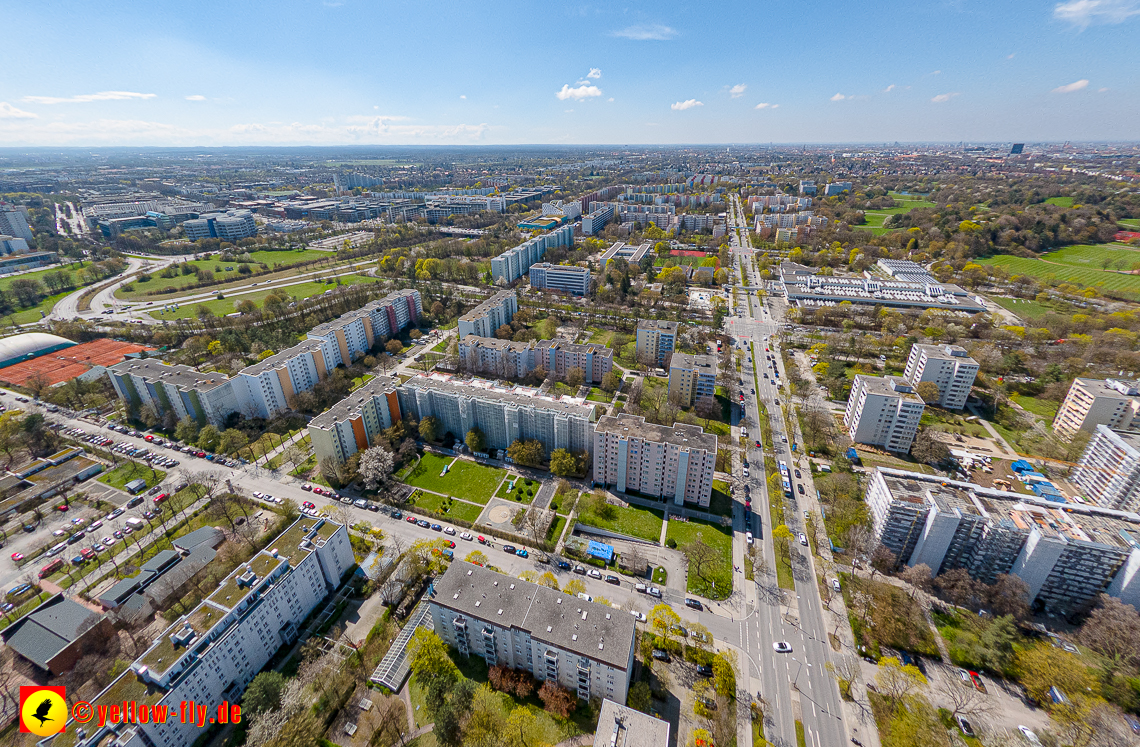 21.04.2023 - Baustelle der Großsanierung Kurt-Eisner-Straße in Neuperlach